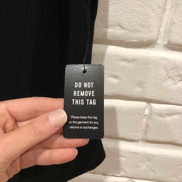 Express knit criss cross black bodysuit - Picture 2 of 3